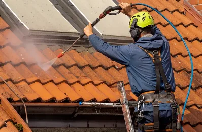 Démoussage et hydrofuge de toiture à Montjay